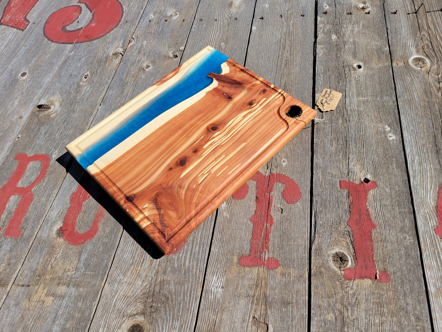 Cedar Wood and Azure Mica Epoxy Charcuterie Board With Juice Groove