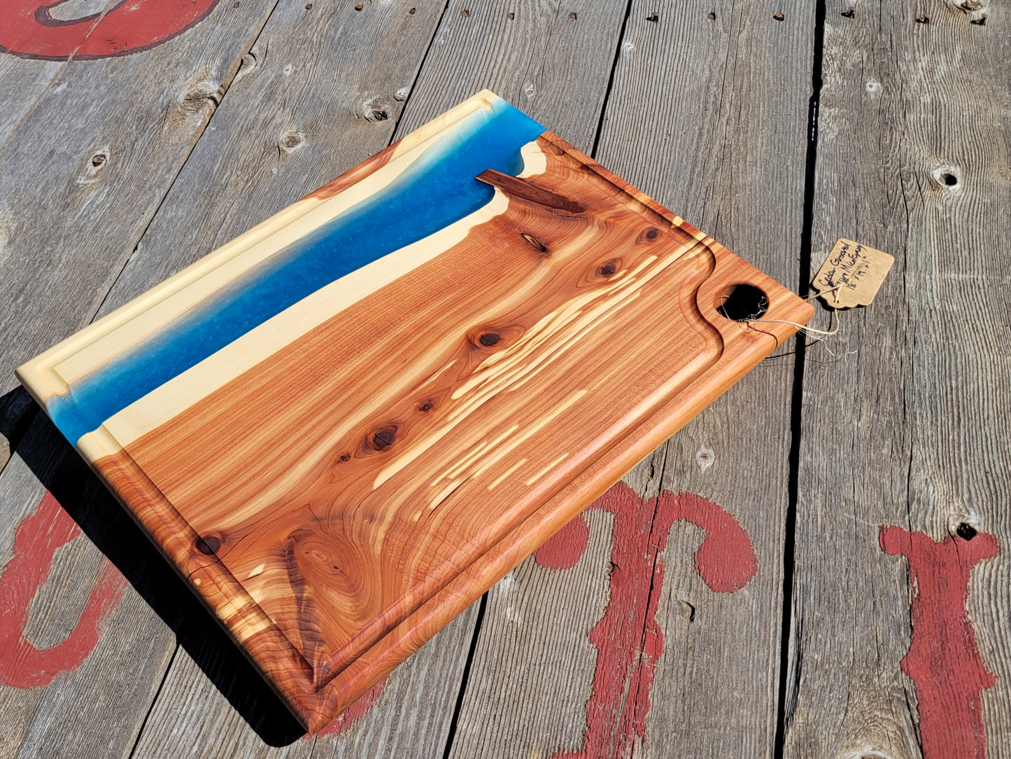 Cedar Wood and Azure Mica Epoxy Charcuterie Board With Juice Groove