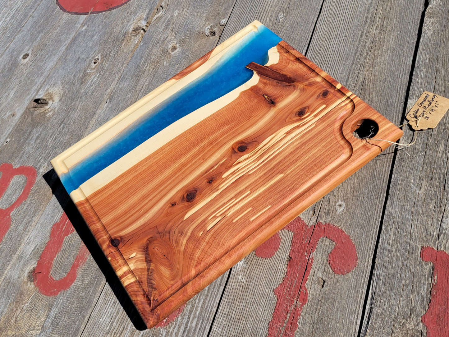 Cedar Wood and Azure Mica Epoxy Charcuterie Board With Juice Groove